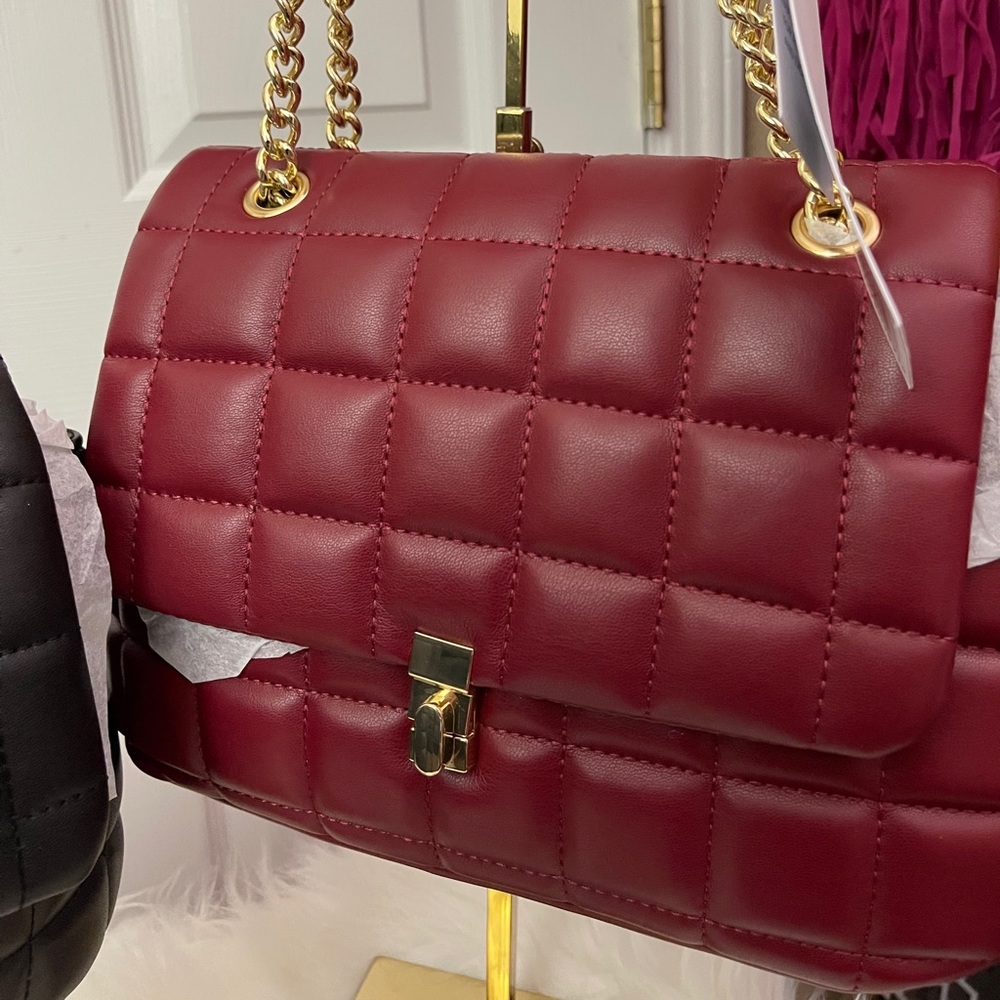 The Jazzy Raspberry Delight Shoulder Bag